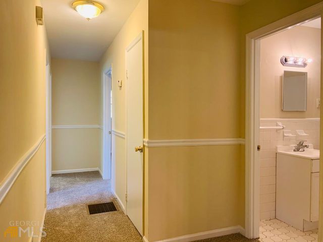 105 Sunrise Drive, Newnan, GA 30263