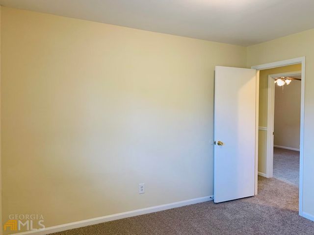 105 Sunrise Drive, Newnan, GA 30263