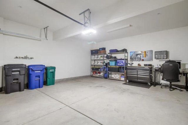 317 Brookside Way, Santee, CA 92071