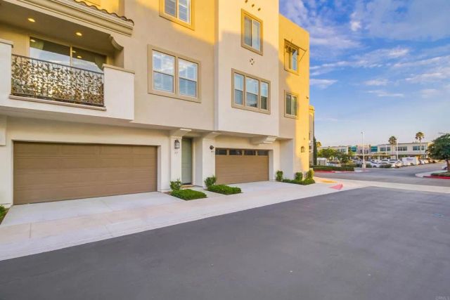 317 Brookside Way, Santee, CA 92071