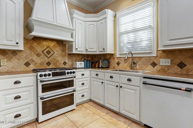 111 Hawks Nest, Ridgeland, MS 39157