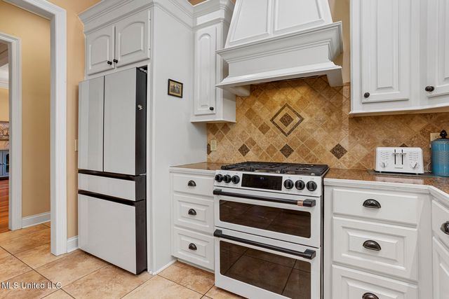 111 Hawks Nest, Ridgeland, MS 39157