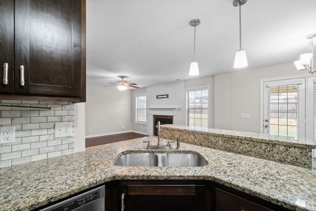 1128 Gentry Drive, Clarksville, TN 37043