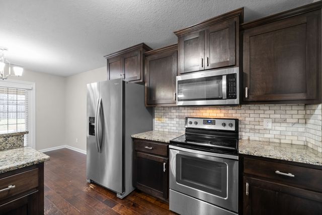 1128 Gentry Drive, Clarksville, TN 37043