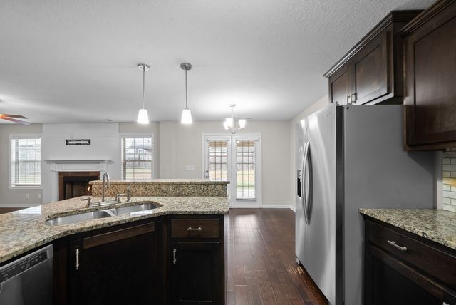 1128 Gentry Drive, Clarksville, TN 37043