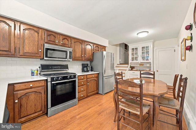 7811 WINSTON RD, Philadelphia, PA 19118