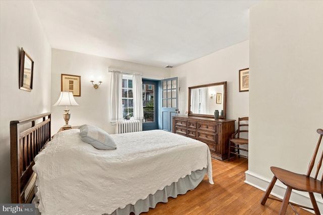 7811 WINSTON RD, Philadelphia, PA 19118