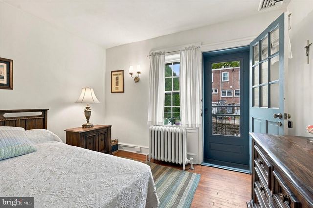 7811 WINSTON RD, Philadelphia, PA 19118