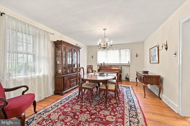 7811 WINSTON RD, Philadelphia, PA 19118