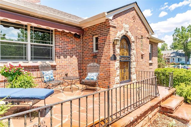 1090 Bonnie Brae Boulevard, Denver, CO 80209