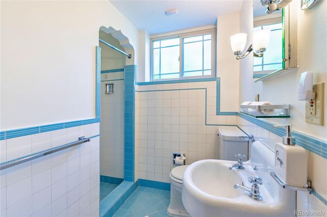 1090 Bonnie Brae Boulevard, Denver, CO 80209