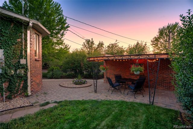 1090 Bonnie Brae Boulevard, Denver, CO 80209