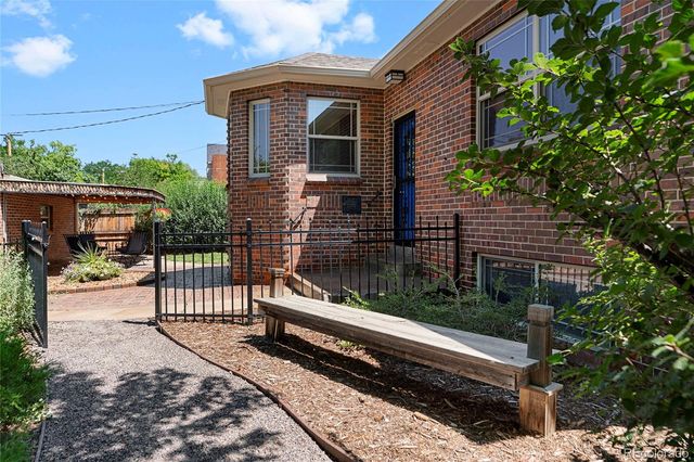 1090 Bonnie Brae Boulevard, Denver, CO 80209