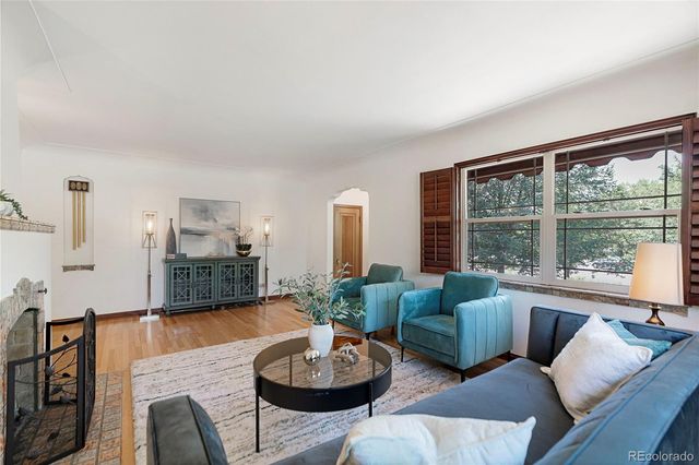 1090 Bonnie Brae Boulevard, Denver, CO 80209