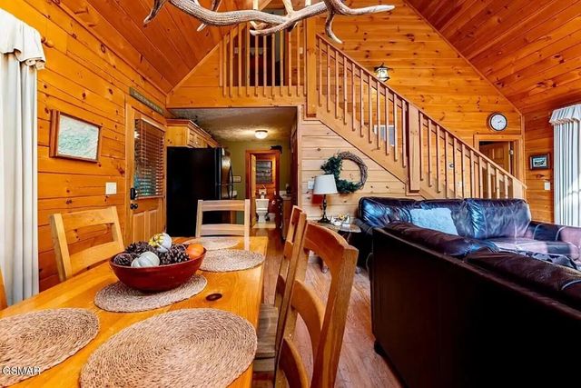 749 Yona Trail Way, Gatlinburg, TN 37738