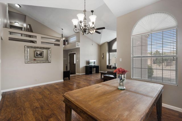 2548 Twin Buttes Drive NE, Rio Rancho, NM 87144