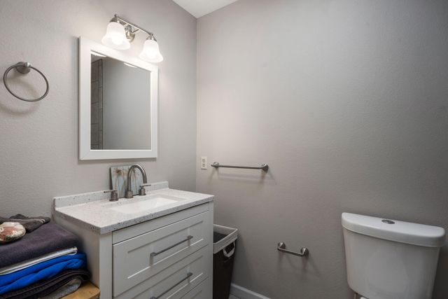 2548 Twin Buttes Drive NE, Rio Rancho, NM 87144