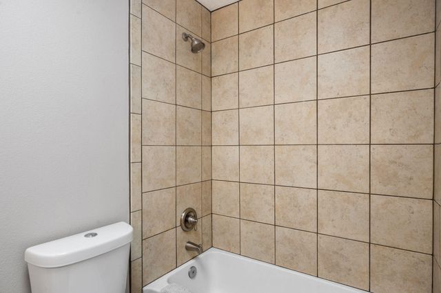 2548 Twin Buttes Drive NE, Rio Rancho, NM 87144