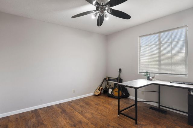 2548 Twin Buttes Drive NE, Rio Rancho, NM 87144