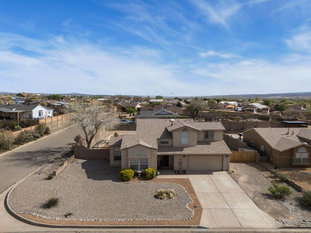 2548 Twin Buttes Drive NE, Rio Rancho, NM 87144