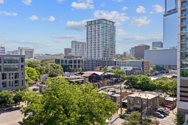 800 W 5th ST 702, Austin, TX 78703