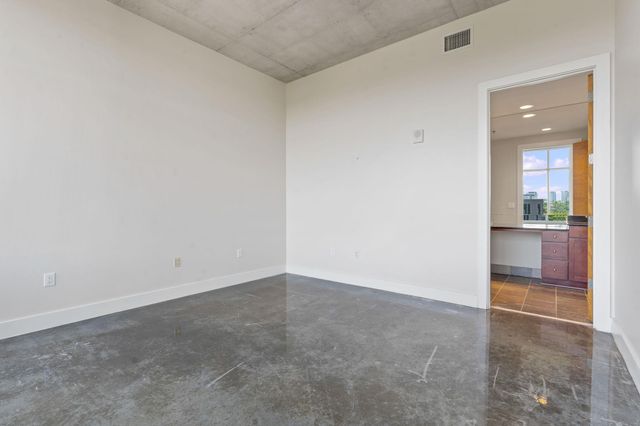 800 W 5th ST 702, Austin, TX 78703
