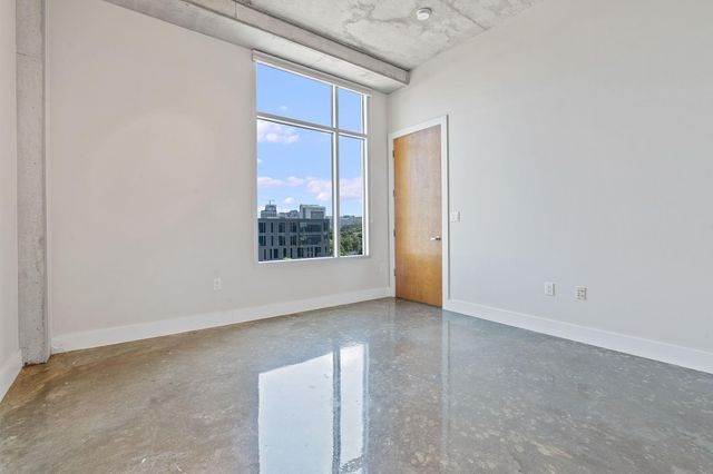 800 W 5th ST 702, Austin, TX 78703