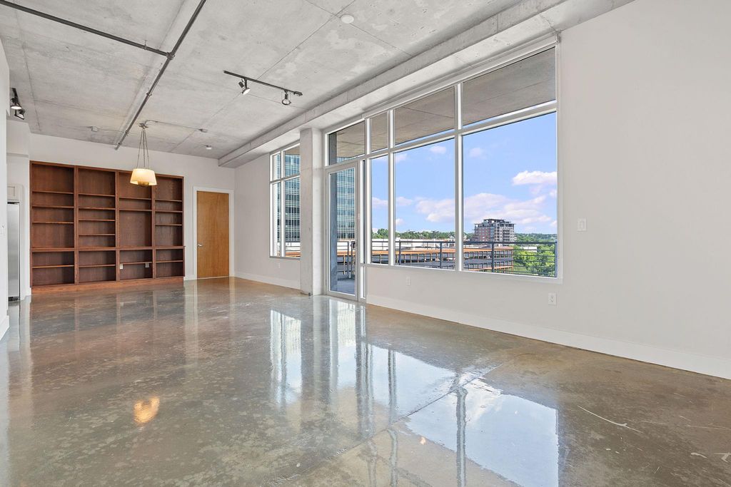 800 W 5th ST 702, Austin, TX 78703