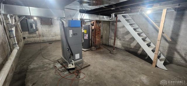 102 Brooklyn Avenue, Dayton, OH 45417