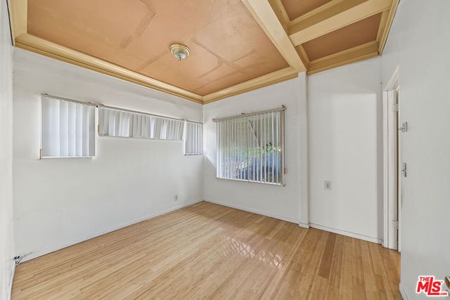 154 S Hobart Boulevard, Los Angeles, CA 90004