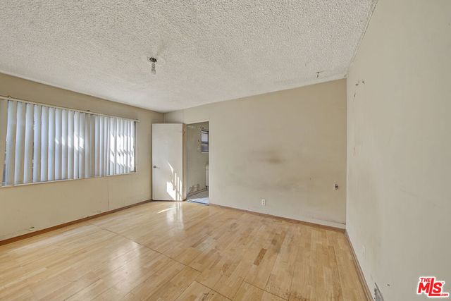 154 S Hobart Boulevard, Los Angeles, CA 90004