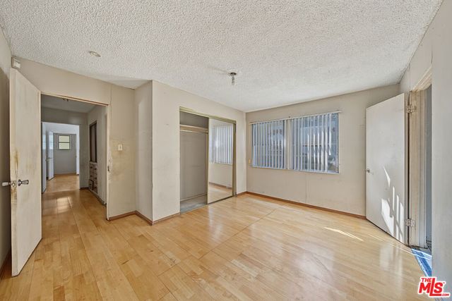 154 S Hobart Boulevard, Los Angeles, CA 90004