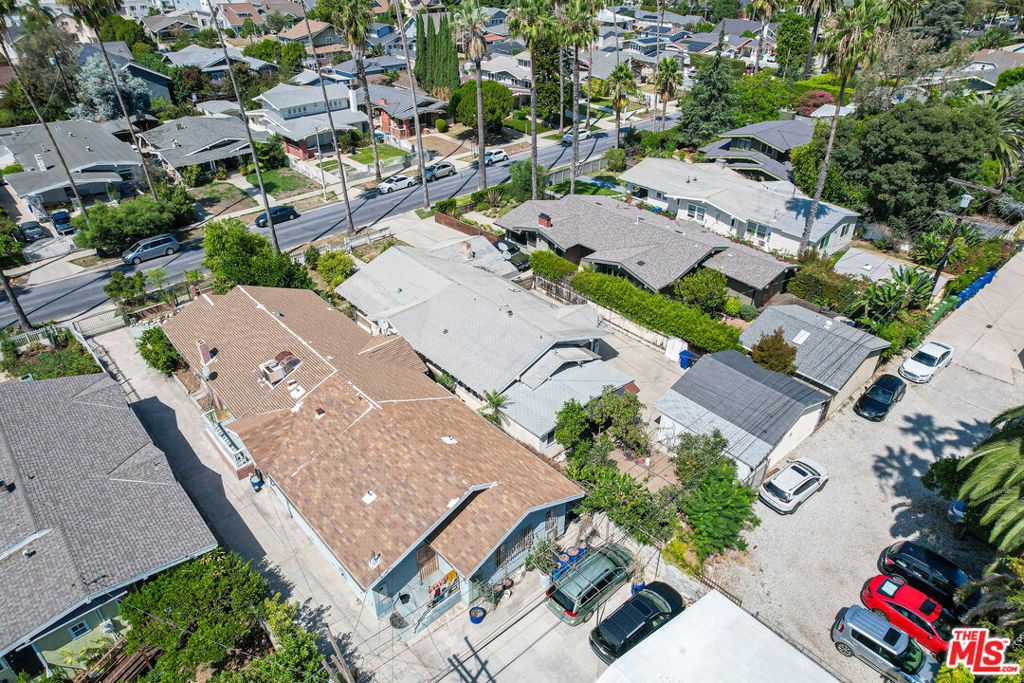 154 S Hobart Boulevard, Los Angeles, CA 90004 — photo 2