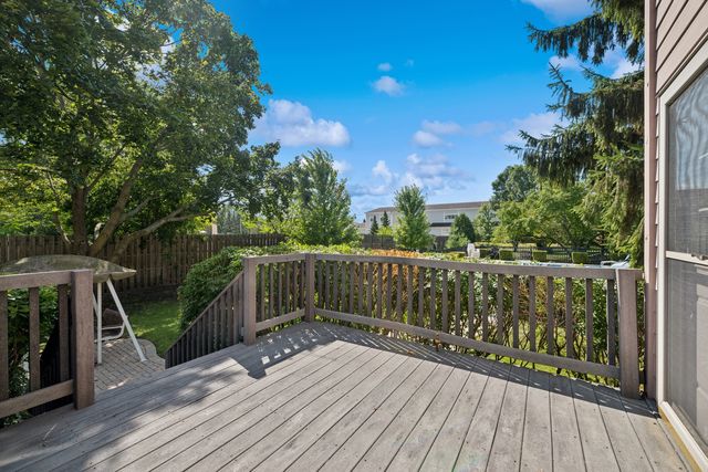 6409 Davidson Court, Gurnee, IL 60031