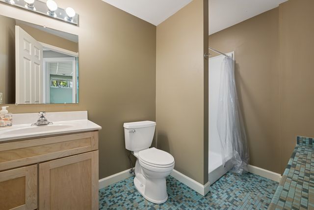 6409 Davidson Court, Gurnee, IL 60031