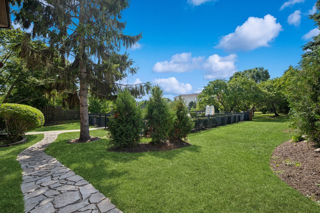 6409 Davidson Court, Gurnee, IL 60031