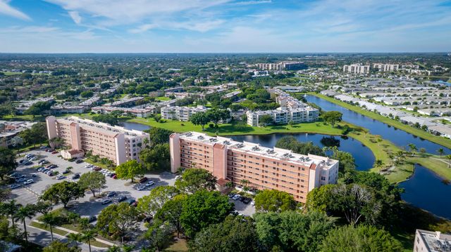 14623 Bonaire Boulevard 201, Delray Beach, FL 33446