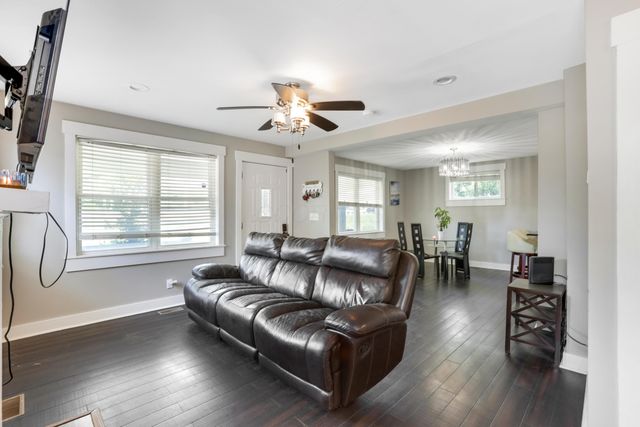 1607 Mooberry Street, Columbus, OH 43205