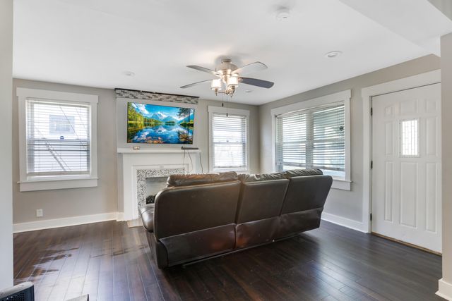 1607 Mooberry Street, Columbus, OH 43205