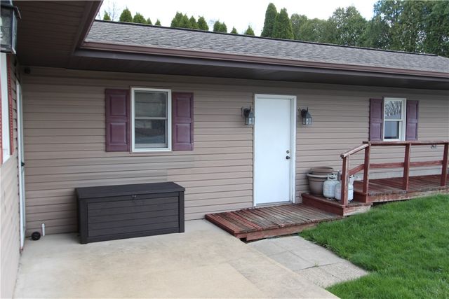 415 Mercury Street, Derry Twp, PA 15650