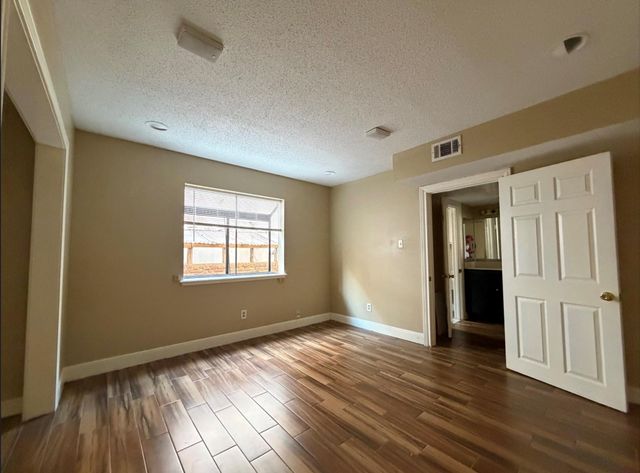 1901 Brun Street D, Houston, TX 77019