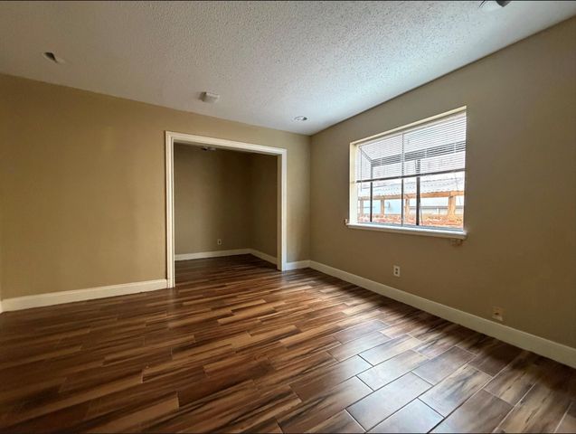 1901 Brun Street D, Houston, TX 77019