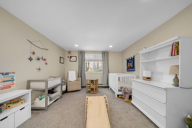 1401 Great Pond Rd 3, North Andover, MA 01845