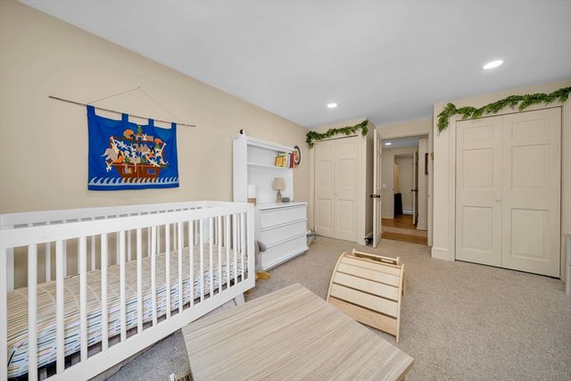 1401 Great Pond Rd 3, North Andover, MA 01845