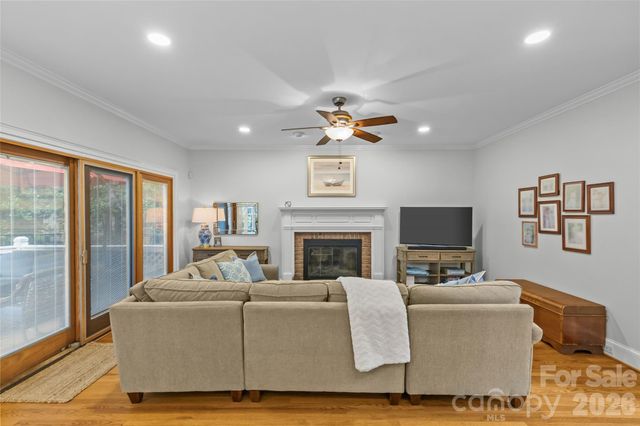 3616 Deruyter Circle, Charlotte, NC 28269