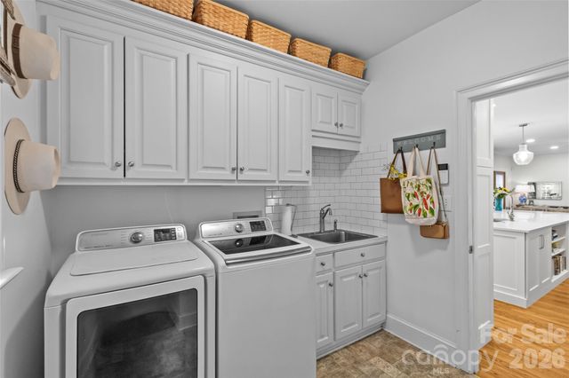 3616 Deruyter Circle, Charlotte, NC 28269