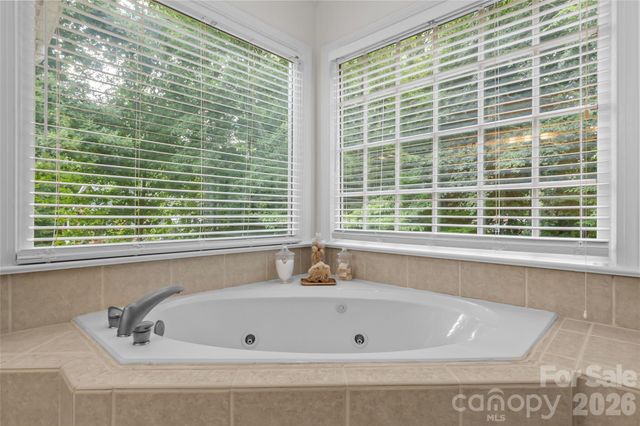 3616 Deruyter Circle, Charlotte, NC 28269