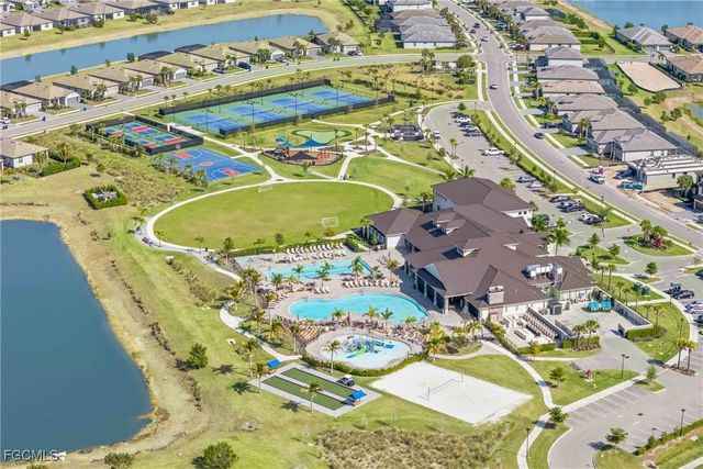 10853 Timber Creek DR, Fort Myers, FL 33913