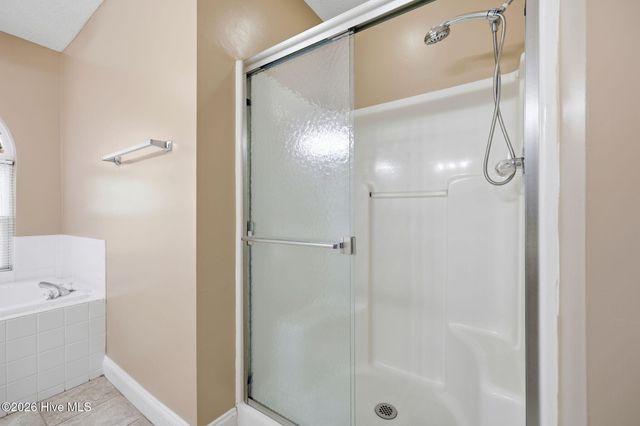 2731 Townes Drive, Greenville, NC 27858
