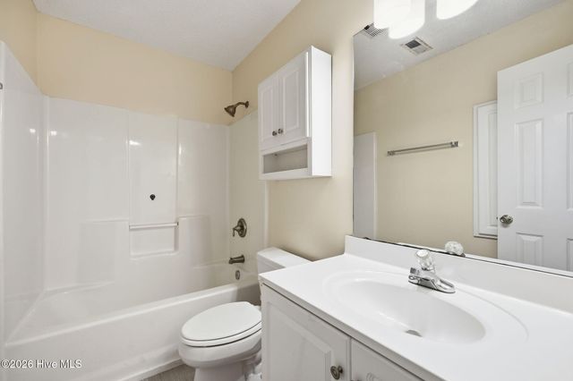 2731 Townes Drive, Greenville, NC 27858